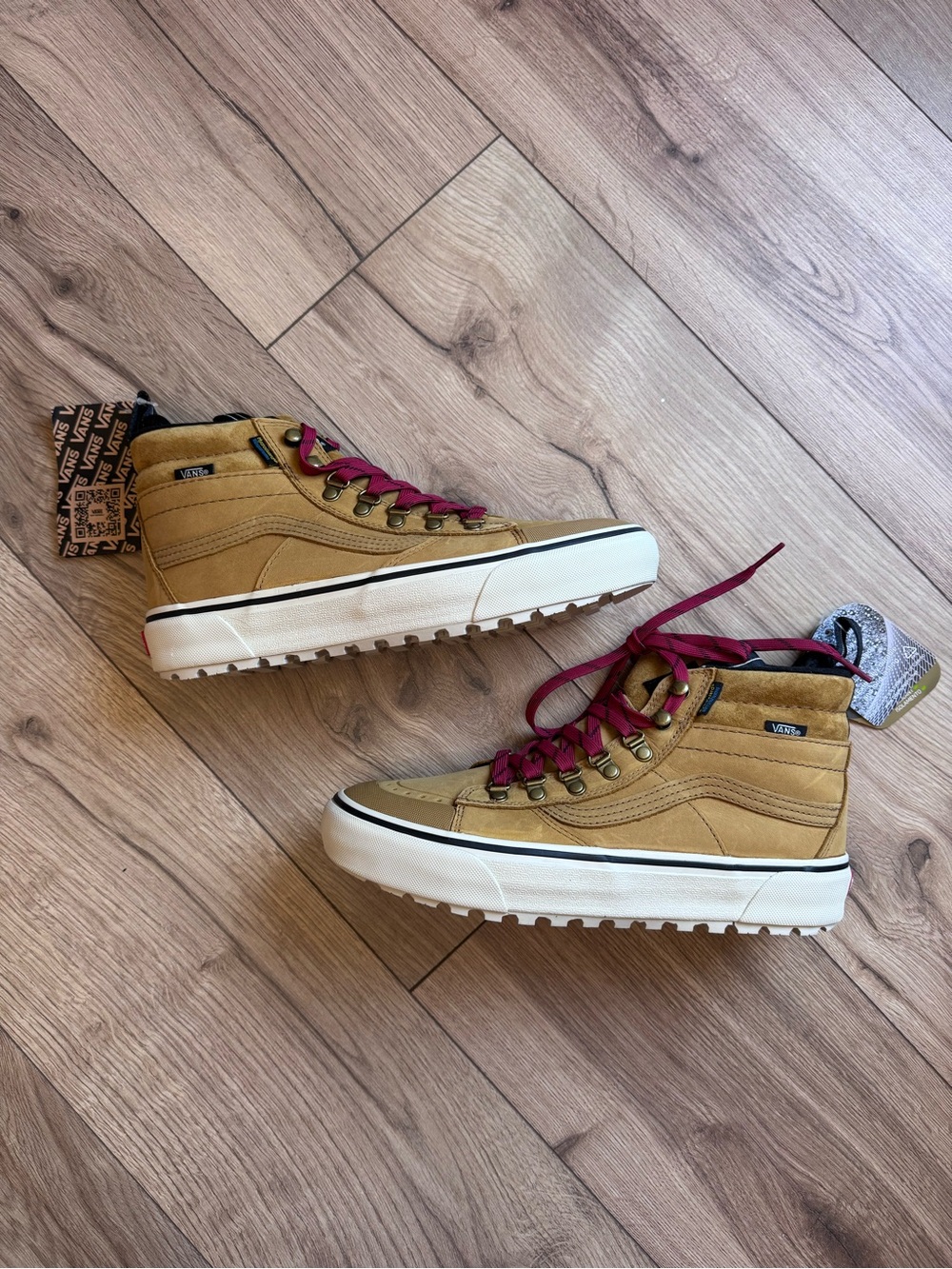 Vans Men’s Sk8-Hi DR Mte-2 Tan Casual Sneakers 7.5 NIB